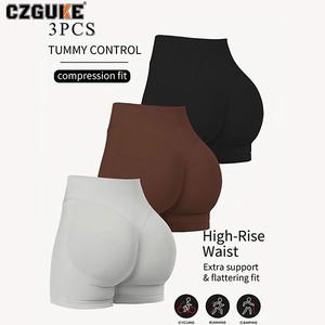 CZGUKE conjunto deportivo de tres pzas para mujer: pantalones cortos de gimnasio y ciclismo, shorts de yoga con cintura baja de 4,5 inch y leggings deportivos