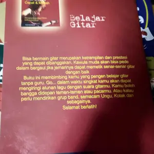 Buku Belajar Gitar Cepat dan Mudah dilengkapi Lagu-lagu Pilihan disertai Accordnya