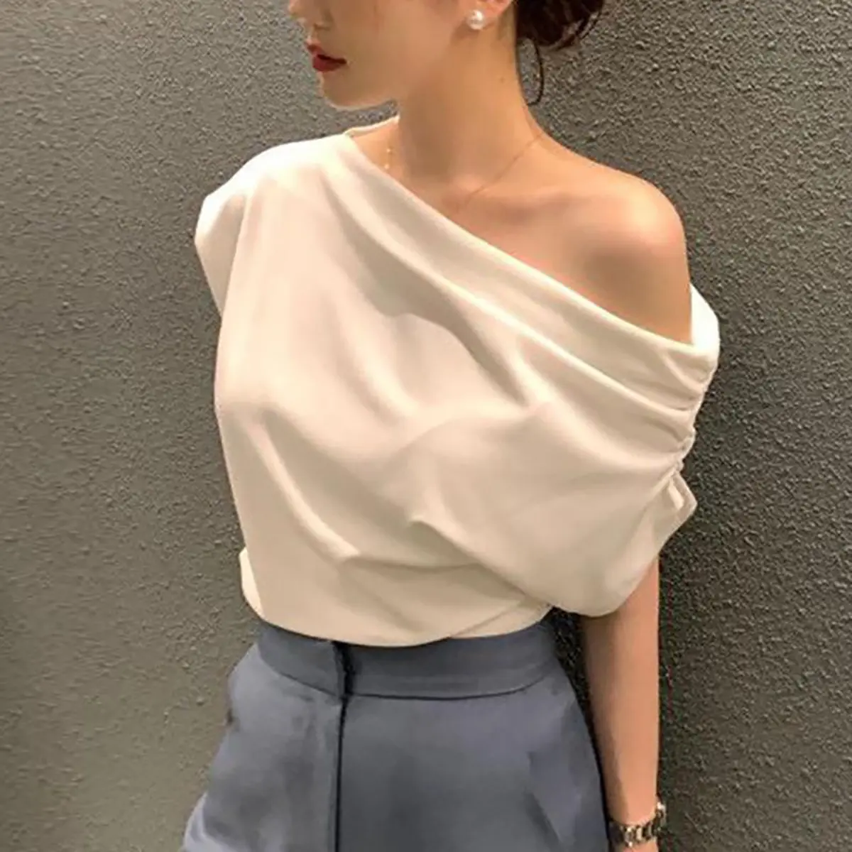 tshirt for women， Basic Blouse Summer New, Women's Clothing, T-shirt, Short Sleeve, Top, Oblique Shoulder Design, Wide and Comfortable, Sexy and Mature, Cost-Effective Fashion All-Matching， Lady Lingerie Minimalist Womenswear