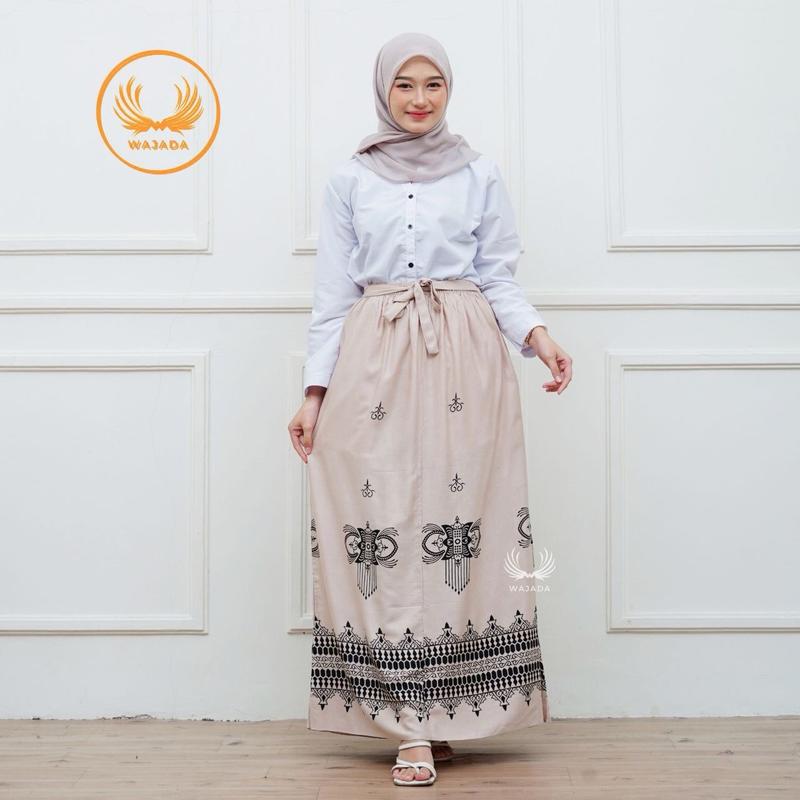 ROK SANTRIWATI ROK BATIK WANITA BAWAHAN WANITA ROK BAHAN RAYON ROK GOYOR Muslim Motif Hitam Panjang Bawahan Karet Katun 7