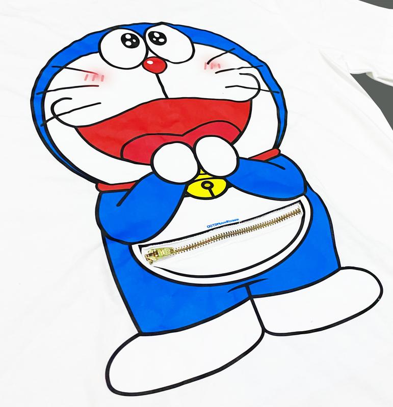 Kaos Doraemon Waistbag Kantong Ajaib Tshirt Kaos Pria Wanita - Tshirt Pria Wanita -  Kaos Unisex - Katun combed Baju Distro Kain Lokal Atasan 1