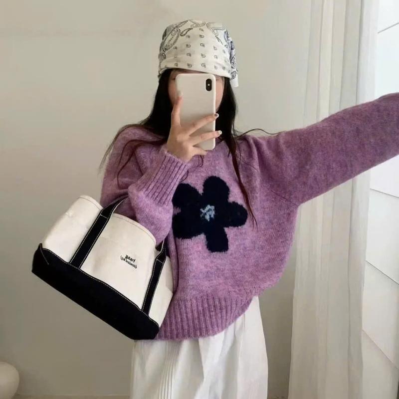 ( Hàng QC Loại 1) Áo Len Lông Thỏ Chui Đầu, Áo Sweater Cổ Tròn Bo Gấu Thêu Bông Hoa Trước Áo Style Hàn Quốc Orangecloset Women Nữ