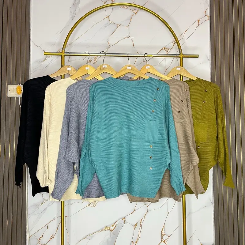 Atasan wanita 0023  Rajut Batwing motif timbul 0