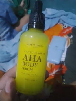 Product Review of [10X AHA] PERFECT WHITE Advanced AHA Body Serum 50ml Whitening Booster with 10X AHA Niacinamide, Alpha Arbutin, Glutathione, Vitamin C | Booster Lotion Acid Perawatan Pencerah Mencerahkan Memutihkan Tubuh Kusam Belang Noda Hitam Glycolic Acid from R** r**a 1