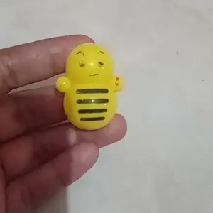 Mainan Mini Boneka Goyang Lucu Miniatur Pajangan Meja Dekorasi Unik dengan Berbagai Warna dan Desain Menarik untuk Dekorasi Rumah