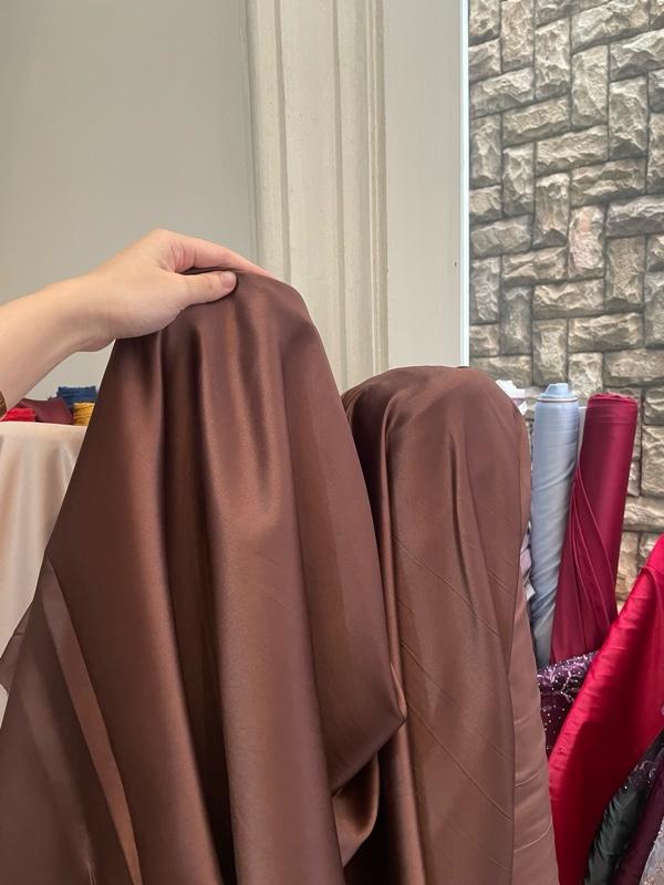 Bahan kain Satin velvet premium silk Warna Coklat Mahogany Brown harga 0,5m