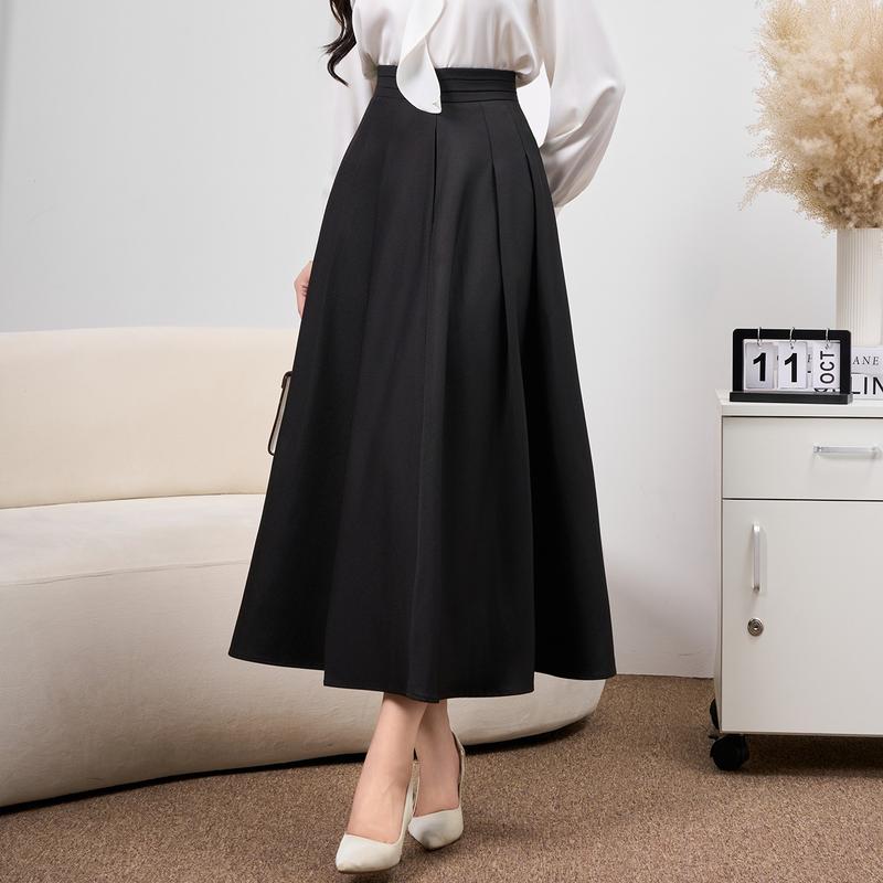 [NEW'25] - Chân Váy Nữ CCHAT Dáng Xoè Cạp Liền Xếp 3 Ly Chất Tuytsi 24CDS2005XT