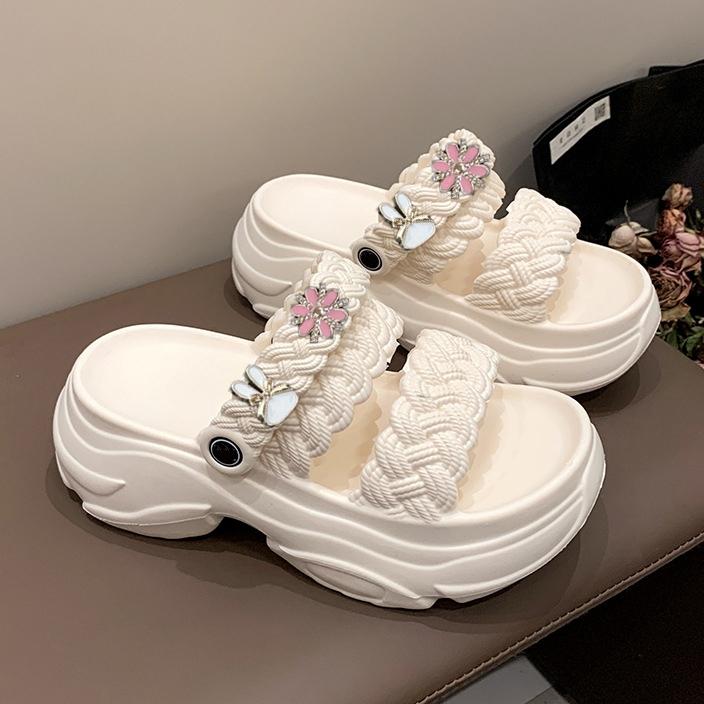 Sandal Wanita Wedges Selop Dengan Aksesori Sepatu, Slip On Cewek, Jelly Fuji Platform Sendal