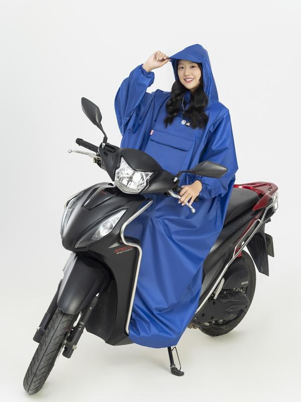 Áo mưa ích kỷ siêu to khổng lồ dành cho người cao to từ 1m60 trở lên cân nặng đến 180 kg có thể đeo balo cặp sách bên trong vải dù vân tổ ong chống thấm tuyệt đối siêu dai siêu bền