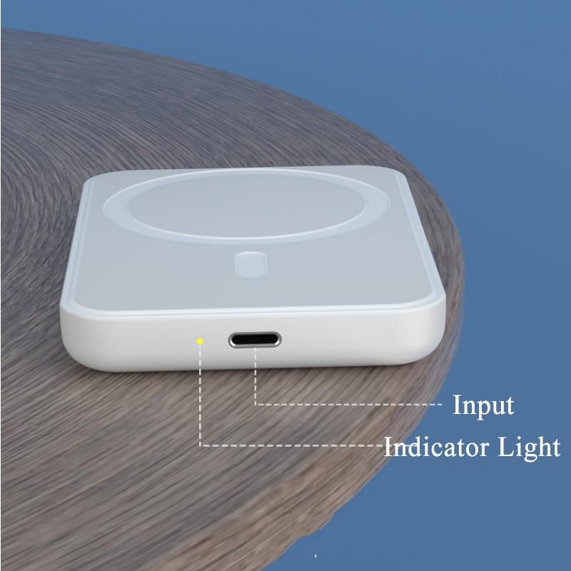 Product Introduction of Pin dự phòng từ tính, Iacha, Tương thích với sạc không dây 10W, Dung lượng 5000mAh / 10000mAh, Pin ngoài, Sạc di động, Thích hợp cho điện thoại và sạc nhanh, Có thể được sử dụng làm sạc dự phòng sạc  dự wukong 6