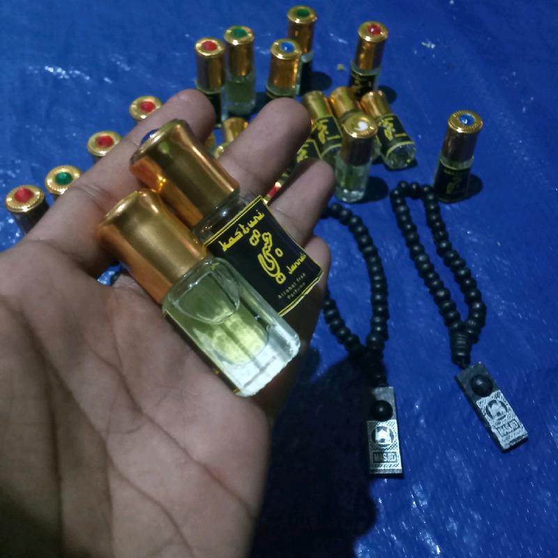 Minyak wangi parfum kasturi jannati untuk sholat 0
