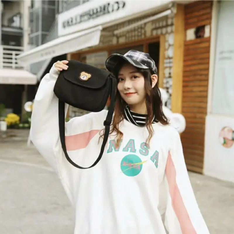 Twenty Bag - Tas Selempang Mini Anak Wanita Pria Terbaru Kekinian Motif Carakter BERUANG TUTUP BORDIR Fashion Korean Style Murah Bahan Canvas Tebal 1