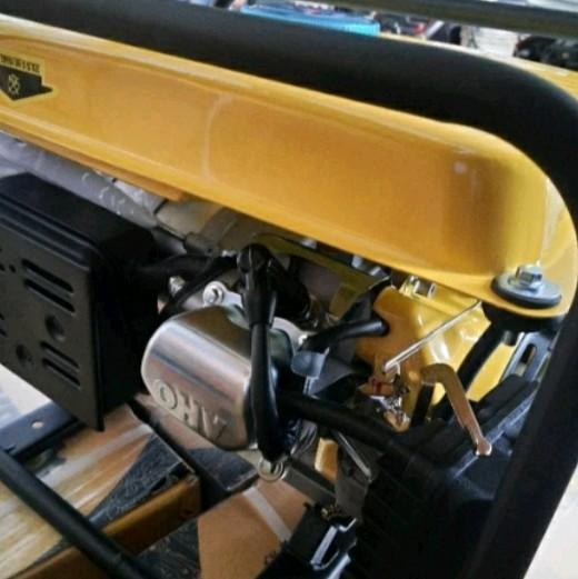 Mesin Genset Gambino 2800 Kapasitas Watt 1000 3