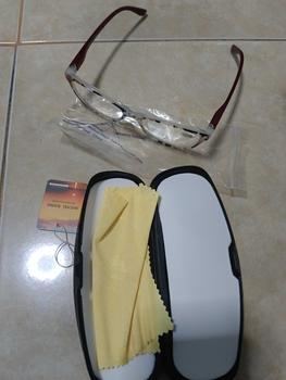 Product Review of Kacamata Baca Kacamata Plus Frame Kotak Leopard Putih ZZ455D-T Lensa Free Box dan Kain Lap from A**l D**d 3