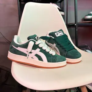 Sepatu Skate Sneaker Pria Wanita Anak Dewasa Tali Gemuk SUEDE Lebar Warna Full Hitam Biru Hijau Pink Ungu Casual Shoe Terbaru Fashion Lokal Rasa Import Sole Karet Lentur Ringan Upper Suede Aktif Lebih Kuat Bonus Kaos Kaki Upgrade Tali Gemuk Gendut Stiker