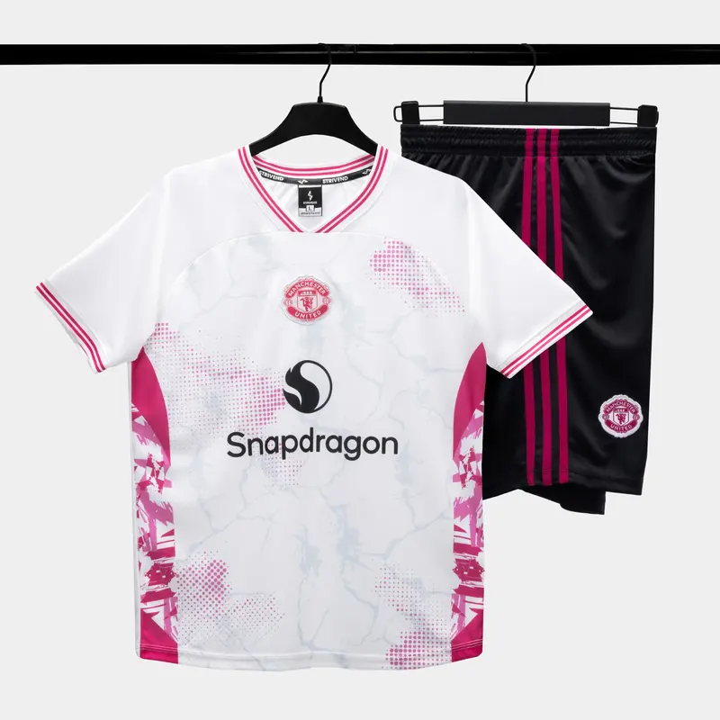 Bộ Quần Áo Bóng Đá Man United Đỏ SS25- Chính Hãng Strivend - Sport - Trang Phục Nam - Đá Banh - Chạy Bộ - Tập Gym - Top 3