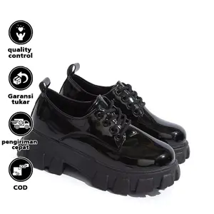 Sepatu Docmart Sneakers Wanita Boots Sneakers Fashion Wanita 02