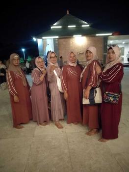 Product Review of Azkya Dress  Gamis Cringkle Airflow mix Swarosky premium Wanita Muslim Kain Crinkle Flowy Nyaman Panjang Wudhu Lebaran Simple from H**💛 0