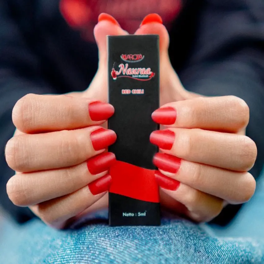 Nauraa  Kutek muslimah  5ml - warna red chili (Merah) Henna Inai