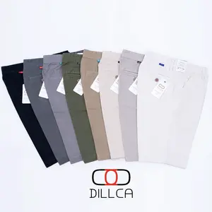 DILLCA Celana Pendek Pria Kanvas Nongkrong Santai Polos Nyaman Keren