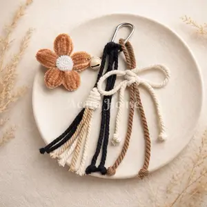Joose Charm | Gantungan Kunci Macrame Lucu Bagcharm Keychain Murah Aesthetic dengan Desain Bunga dan Tali Macrame