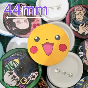 Pin Peniti Custom 44mm Murah Satuan dengan Desain Kustom