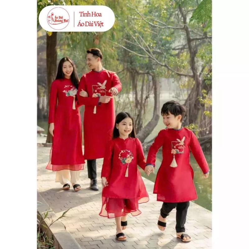  Áo dài gia đình 4 người cao cấp thêu tay thủ công cao cấp vải tuyết mưa nam và lụa vân gỗ 4 tà nữ -  Mặc Tết Đi Lễ Chụp Ảnh Dự Tiệc- Áo Dài Hoàng Mai 