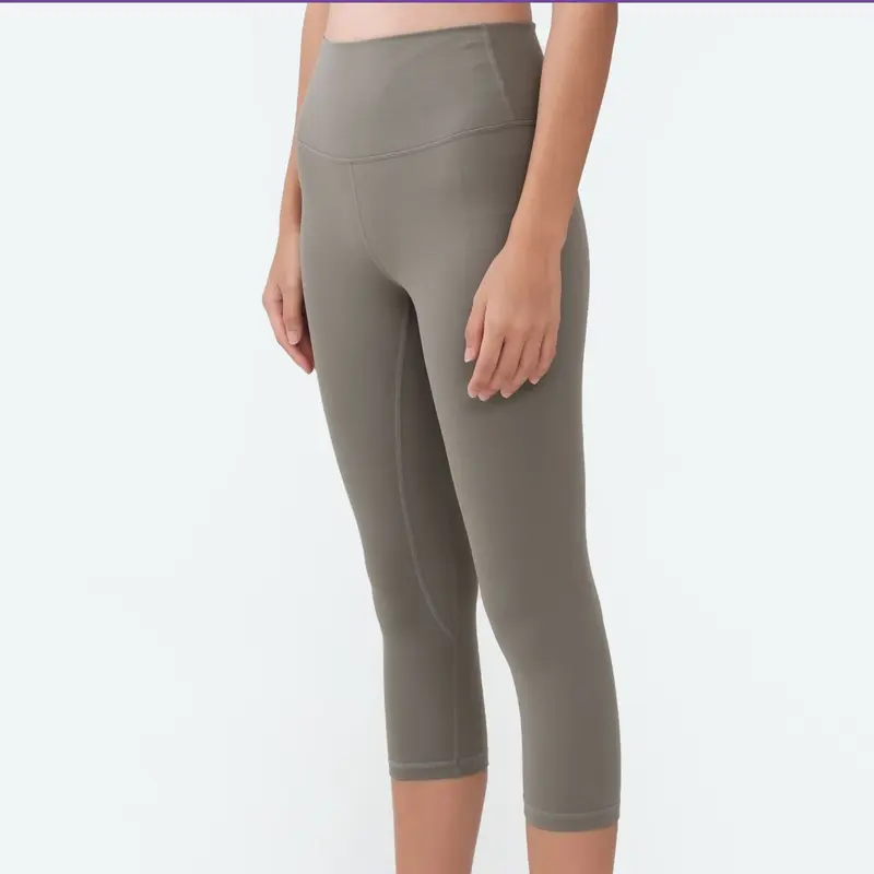 miniletics Motion Legging Capri 3/4 19" Legging Olahraga Wanita 1