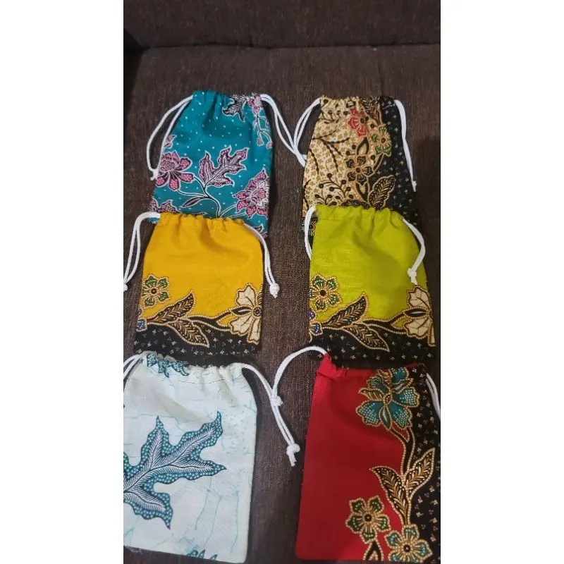 pouch batik halus vertikal gembul ( Batik Halus)
