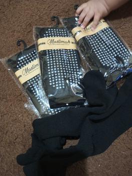 Product Review of Kaos Kaki Anti Slip Ukuran L Panjang Sebetis Wanita Bahan Nilon Spandex Lembut Muslim from S**i 1