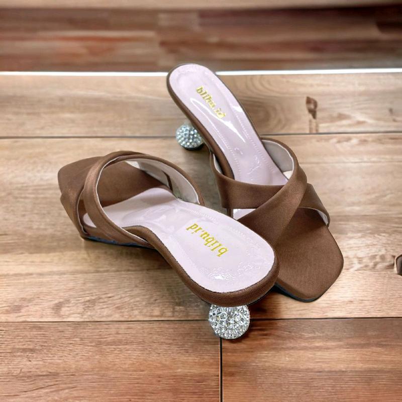 NAURA 7cm sendal pengantin sendal wisuda sendal manten bahan satin By blibu.id 0