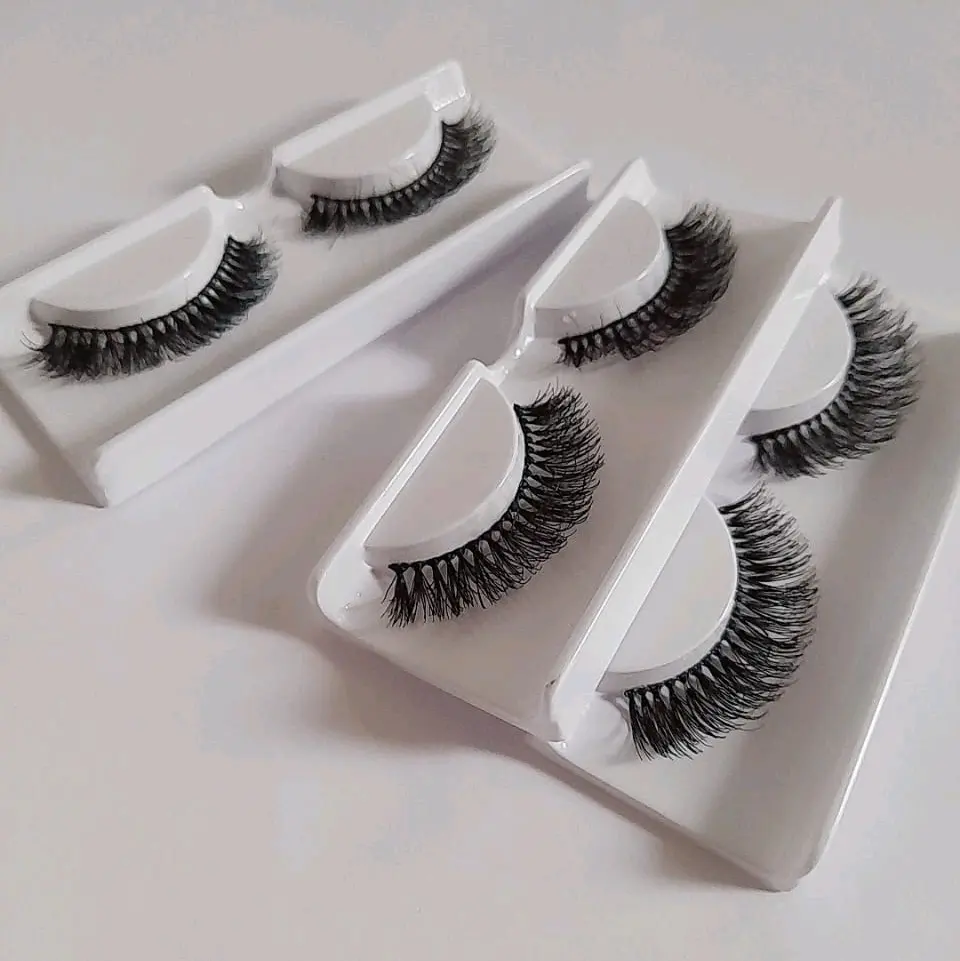 V lashes tipe Lo short..natural cocok untuk segala jenis riasan dan jenis mata anda Bulumata