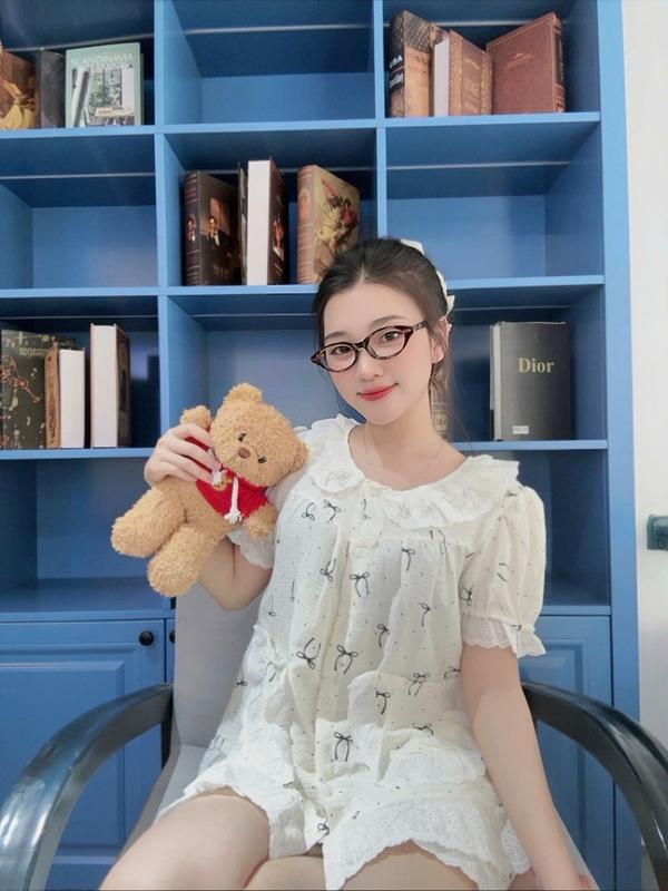 Bộ Đồ Mặc Nhà Nữ - Bộ Đồ Tiểu Thư Cổ Bèo Vải Đũi Vân Mây Mặc Đi Ngủ Mát Mẻ Thoải Mái [38 -62kg]