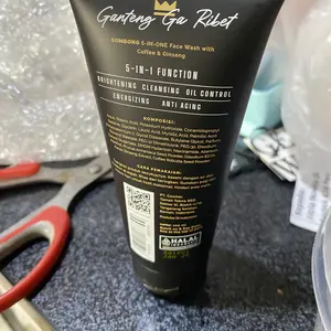 SOMBONG 5-in-1 Face Wash With Coffee & Ginseng 100ml Sabun Muka Pria Membersihkan Mencerahkan Wajah Menthol
