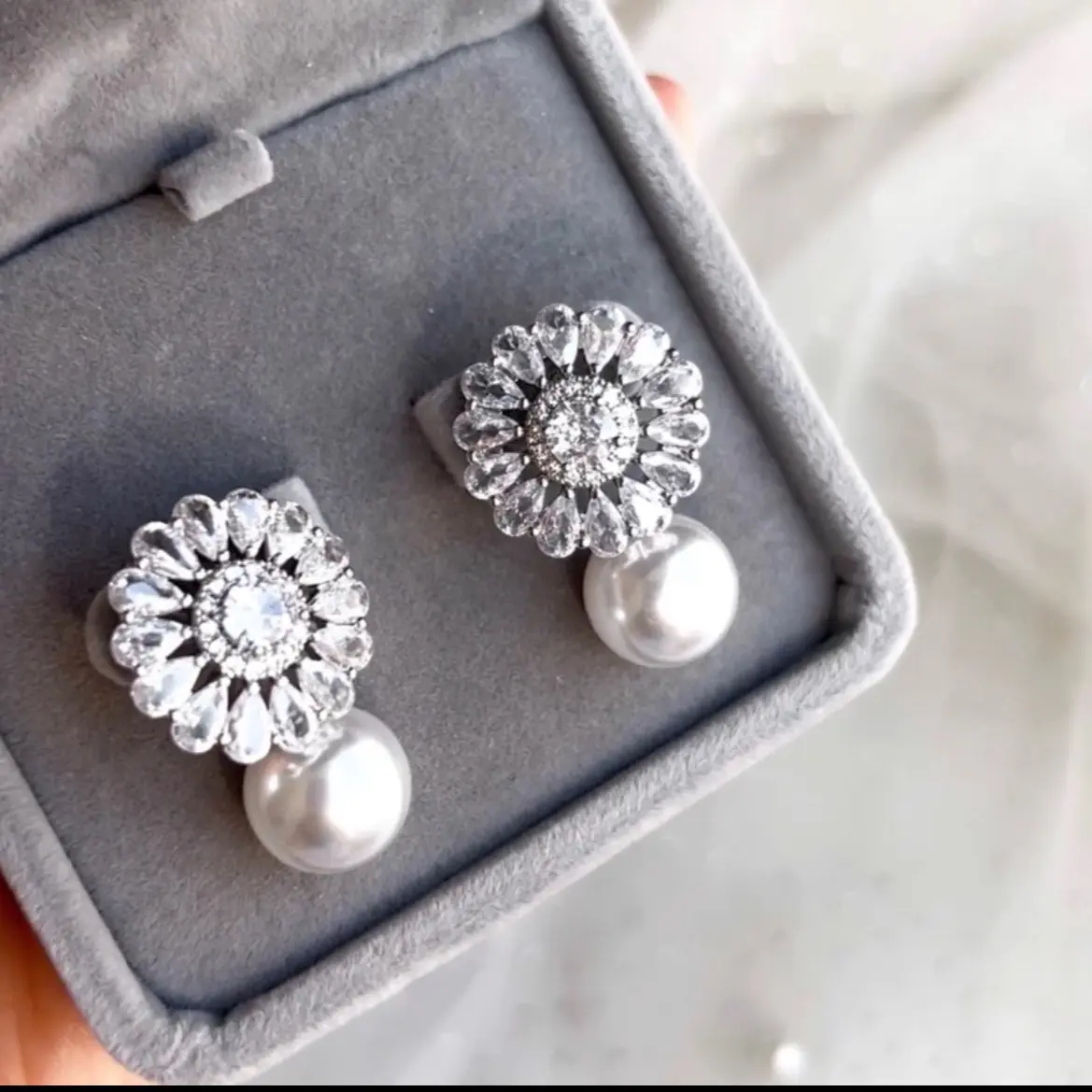 Carterlux Magnolia Pearl Earrings