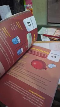 Product Review of BUKU EDUKASI ANAK: JADI ILMUWAN CILIK? SIAPA TAKUT? (99 Eksperimen Sains Asyik untuk Anak) Soft Cover from S**5 3