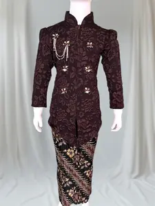 Setelan Kebaya Encim Jaquard Anak Kebaya Wisuda Kebaya Sekolah dengan Desain Elegan dan Motif Bunga