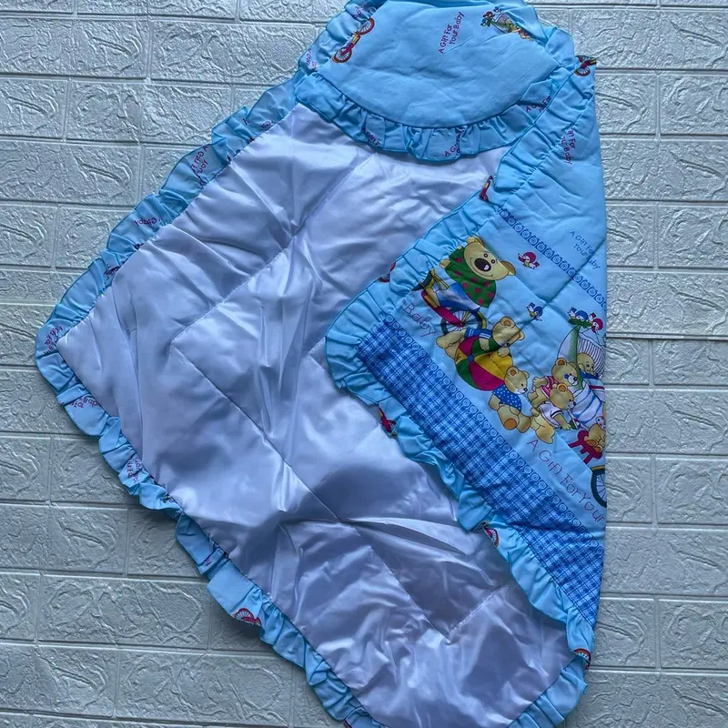 Selimut Bayi Renda Variasi Katun Berkualitas 3