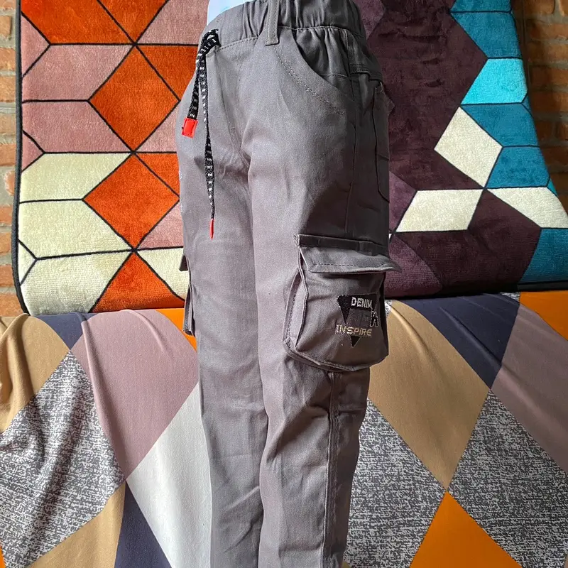 Celana Kargo Anak Cowok usia 4-15 Tahun / Celana Chinos Panjang Anak / Celana Anak Murah / Celana Chinos Cargo Anak Laki- Laki / Celana Jeans Anak Laki / Celana Jeans Panjang Anak Tali Pinggang /  Celana Panjang Anak Cowok Fashion Bordir Terbaru Abu-Abu 7