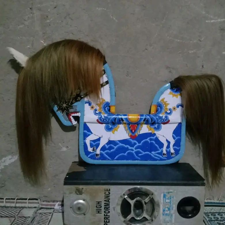 Buntut kuda sintetis coklat (HANYA RAMBUT SAJA)
