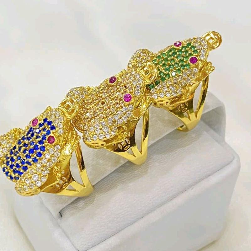  nhẫn ông cóc kim tiền đủ màu   đồg vàg  màu vàng 610tp 