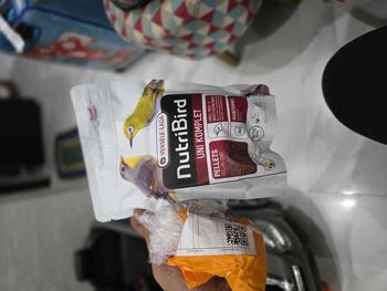 Product Review of NutriBird Uni Komplet 250gr Original Pakan Burung Pleci from e**e s**r 0