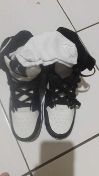 Product Review of Sepatu JDN Anak laki laki  CROWN FOOTWEAR anak dan dewasa SIZE 36-42 sepatu Sneakers pria wanita Sepatu Sport CROWN 001-J Fashion from T** W**i 0