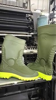 Product Review of Sepatu Boots Karet Tinggi ARDILES BACKHOE Hijau Kuning Hitam Putih Penthel AR BOOTS Sepatu Motor Tangguh Shoes from U**b s**e 0