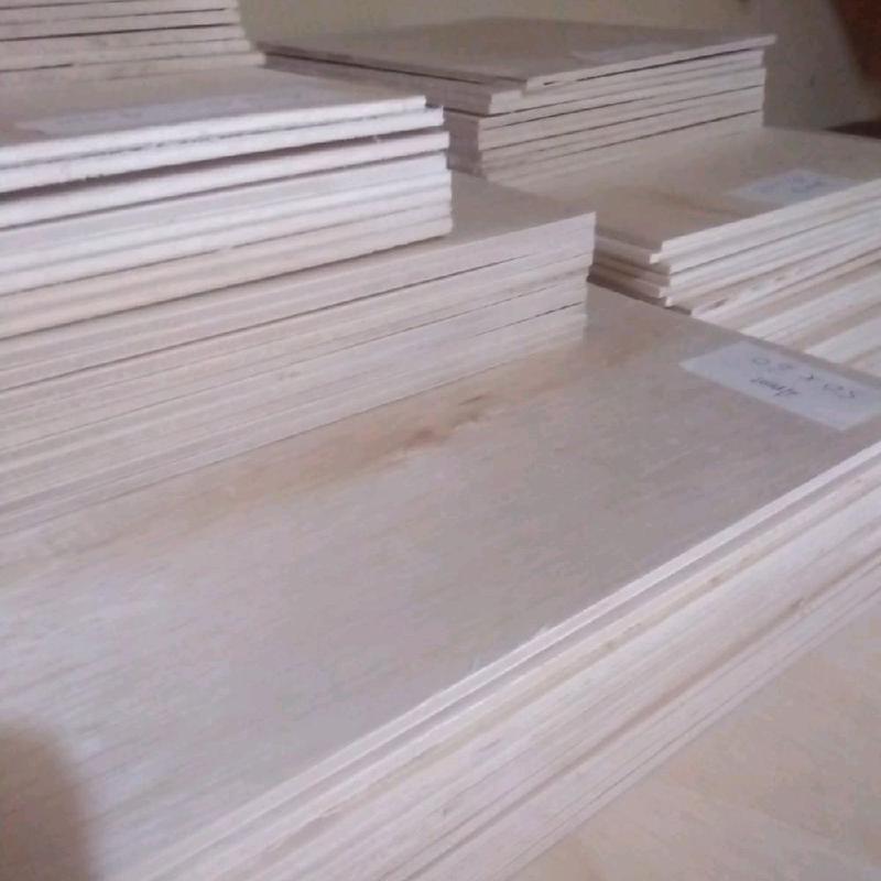 CUSTOM REQUES UKURAN TRIPLEK ALBASIA 3MM DAN 4MM TERIPLEK ECERAN POTONGAN BAHAN TRIPLEK 3