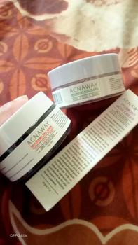 Product Review of ACNAWAY Bundle Acne Kill Kit 3 in 1 - Mugwort Moisturizer + Mugwort Gel Mask + Stubborn Cream from N**9 0