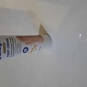 Collagen Foot Cream 60g Krim Kaki Kering Dan Kasar foot cream Perbaikan Anti Kering Retak Perawatan Kulit - Mencegah Kekeringan Mencegah Kaki Retak Krim Pelembab Dalam Krim Perawatan Kaki Krim Tumit Kaki Kapalan Pecah Kasar