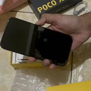 POCO X8 Pro Series | POCO X8 Pro Max (12GB/512GB)  (12GB+256GB) | POCO X8 Pro (12GB+512GB) (8GB+512GB) (8GB+256GB) | Dimensity 9500s* | 8500mAh (typ) battery dengan 100W HyperCharge* | HP Gaming [Xiaomi Official Store]