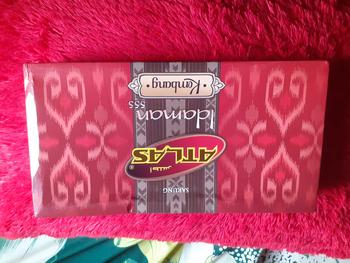 Product Review of Sarung Atlas Idaman Kembang - Motif BHS Hitam Batik from N**i R**m 0