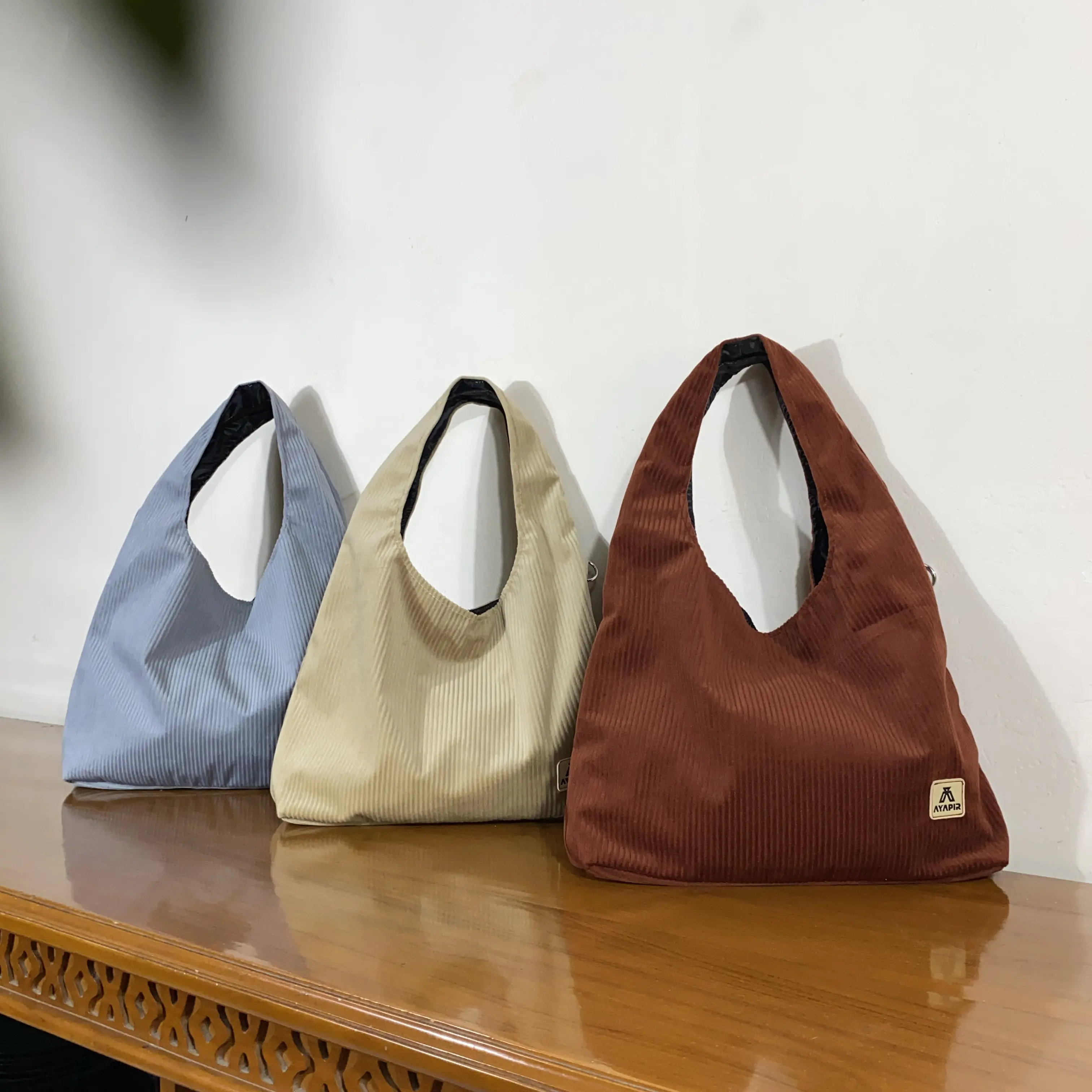 Totebag MERLIN CORDUROY tas jinjing bahu wanita